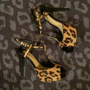 Gianni Bini Leopard Heel
